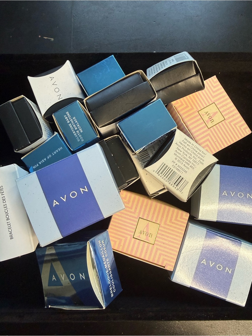 Avon Lot